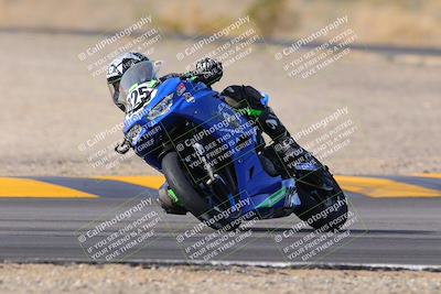 media/Dec-17-2022-SoCal Trackdays (Sat) [[224abd9271]]/Turn 7 Set 1 (1125am)/